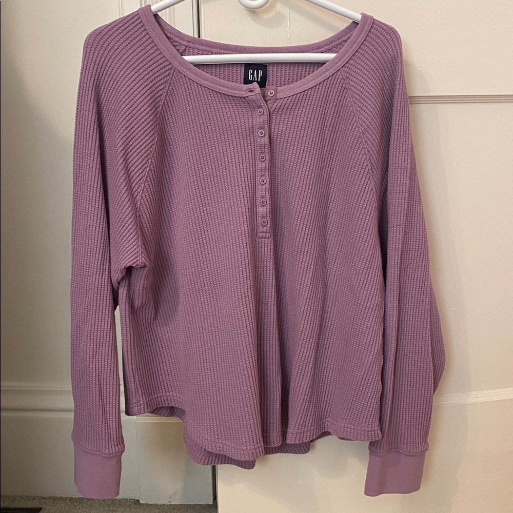 GAP Women's Lavender Henley Top XL